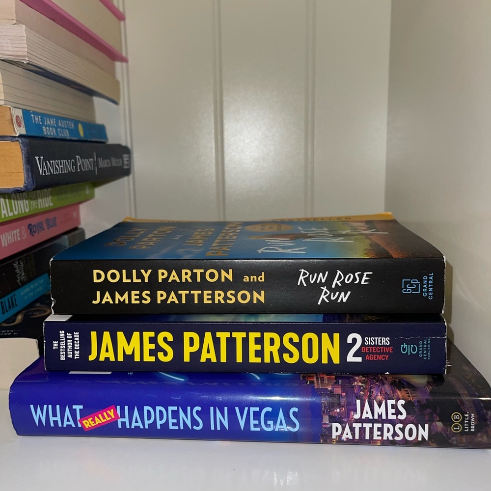 James Patterson Book Collection - Picture 2 of 2